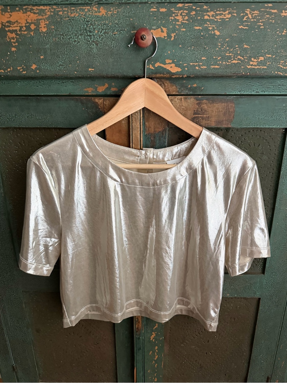 Le Lis Shine Girl Crop Top